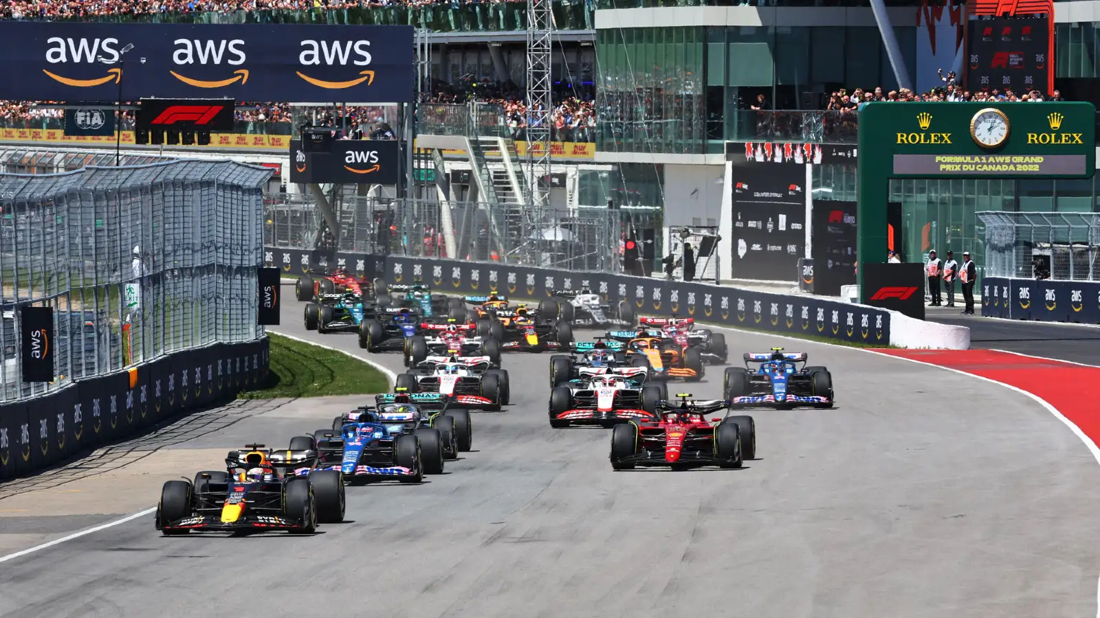 Max Verstappen leads at the start of the Canadian Grand Prix. Montreal, June 2022. Results