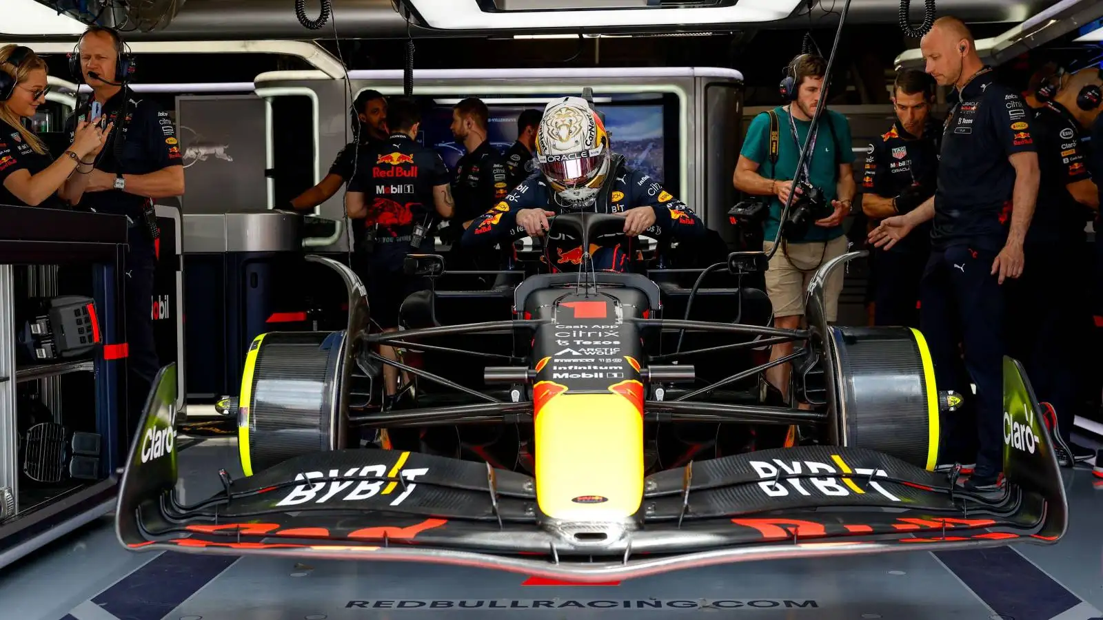 Max Verstappen inside the Red Bull RB18 in the garage. Canada, June 2022.