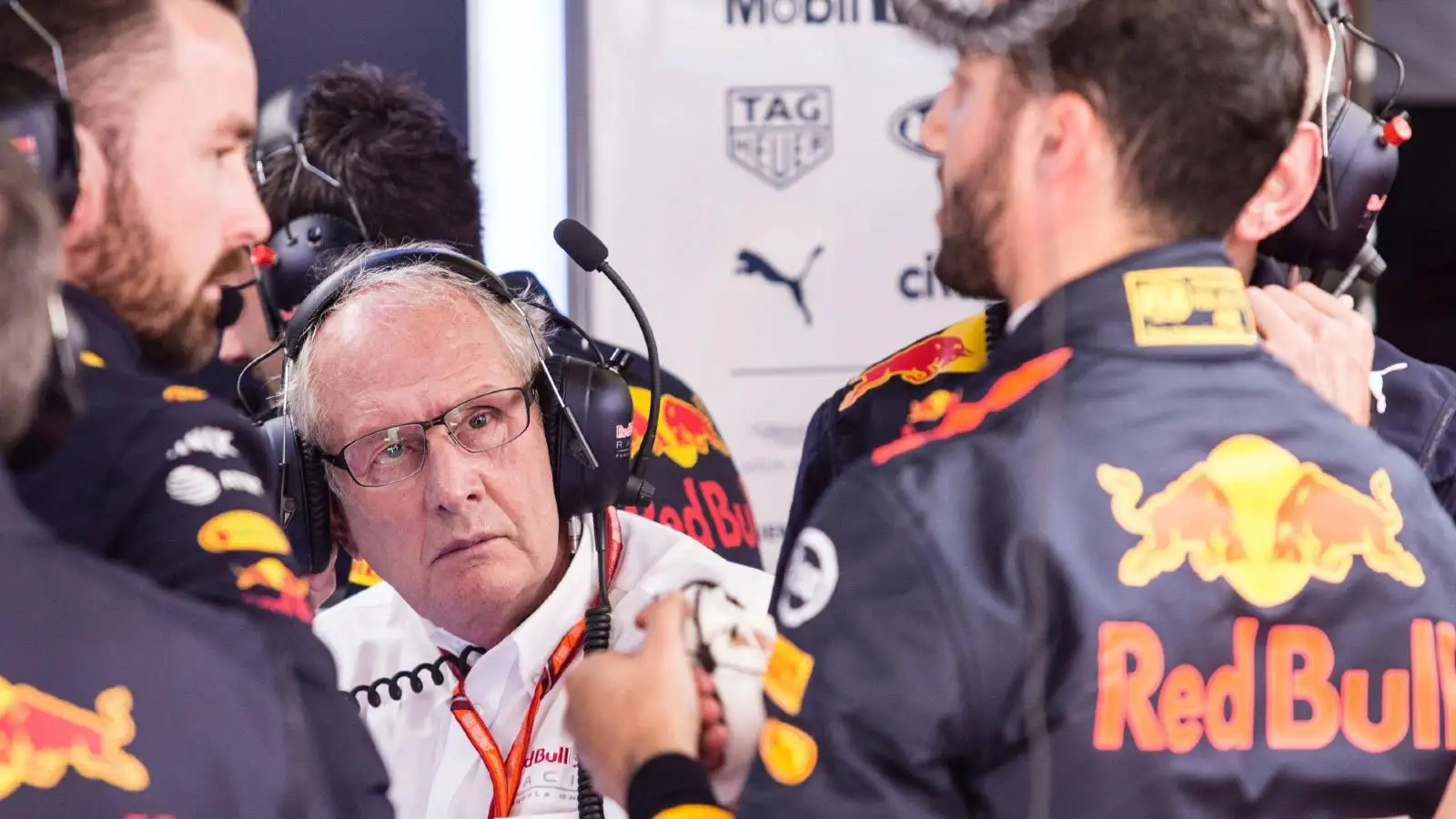 Helmut Marko staring at Daniel Ricciardo. Barcelona May 2017.