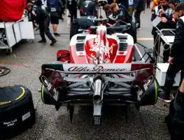 Alfa Romeo fined €1000 after team member enters pit-lane working zone
