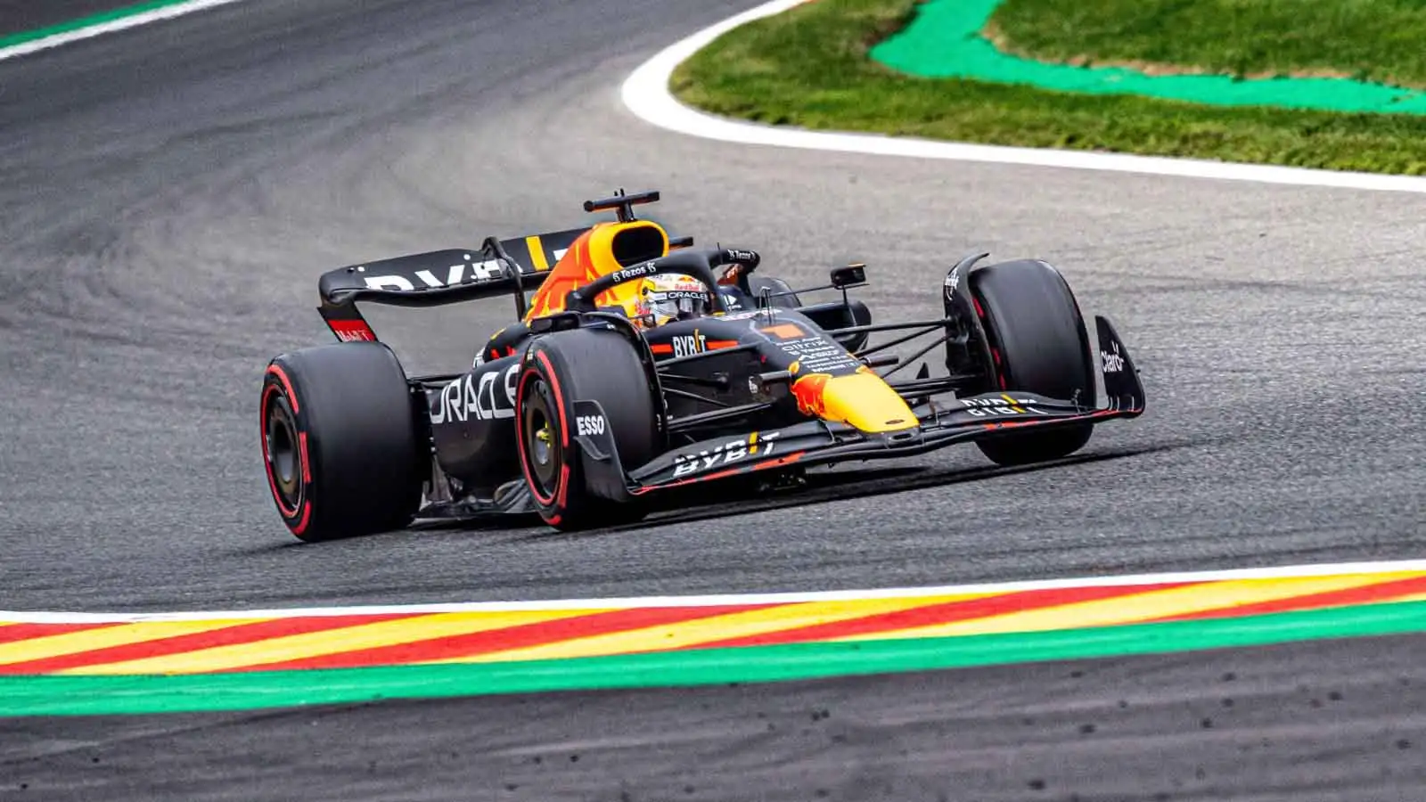 Max Verstappen, Red Bull, in FP2 for the Belgian GP. Spa August 2022.