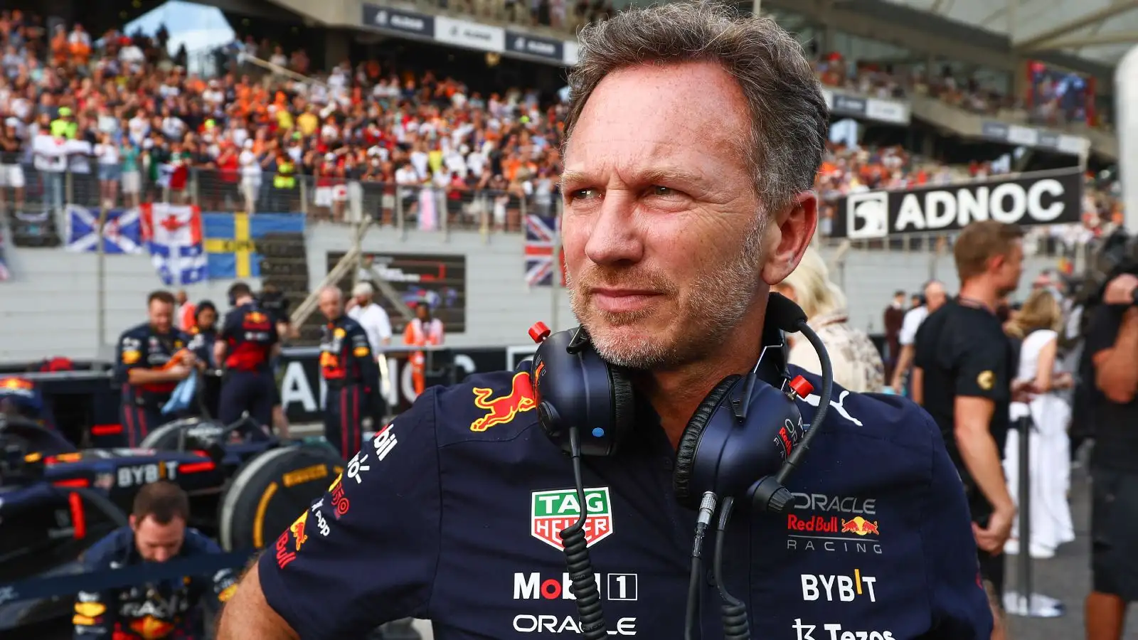 Red Bull team principal Christian Horner on the grid. Abu Dhabi, November 2022.