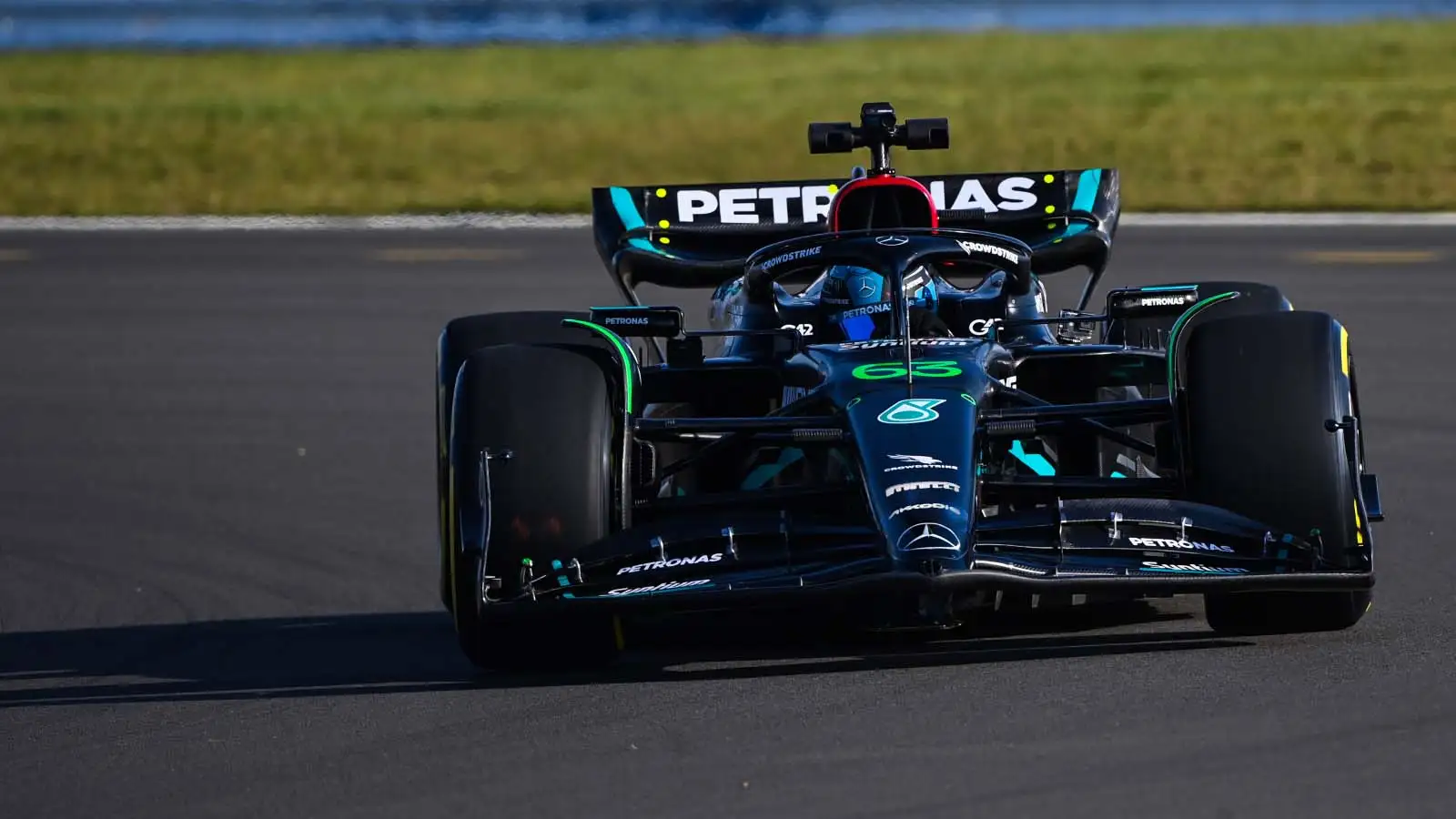 Eagerly-anticipated Mercedes W15 set for romantic reveal date : PlanetF1