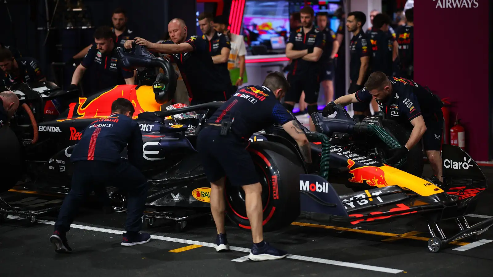 Max Verstappen pulls into the pits in his RB19. Saudi Arabia March 2023