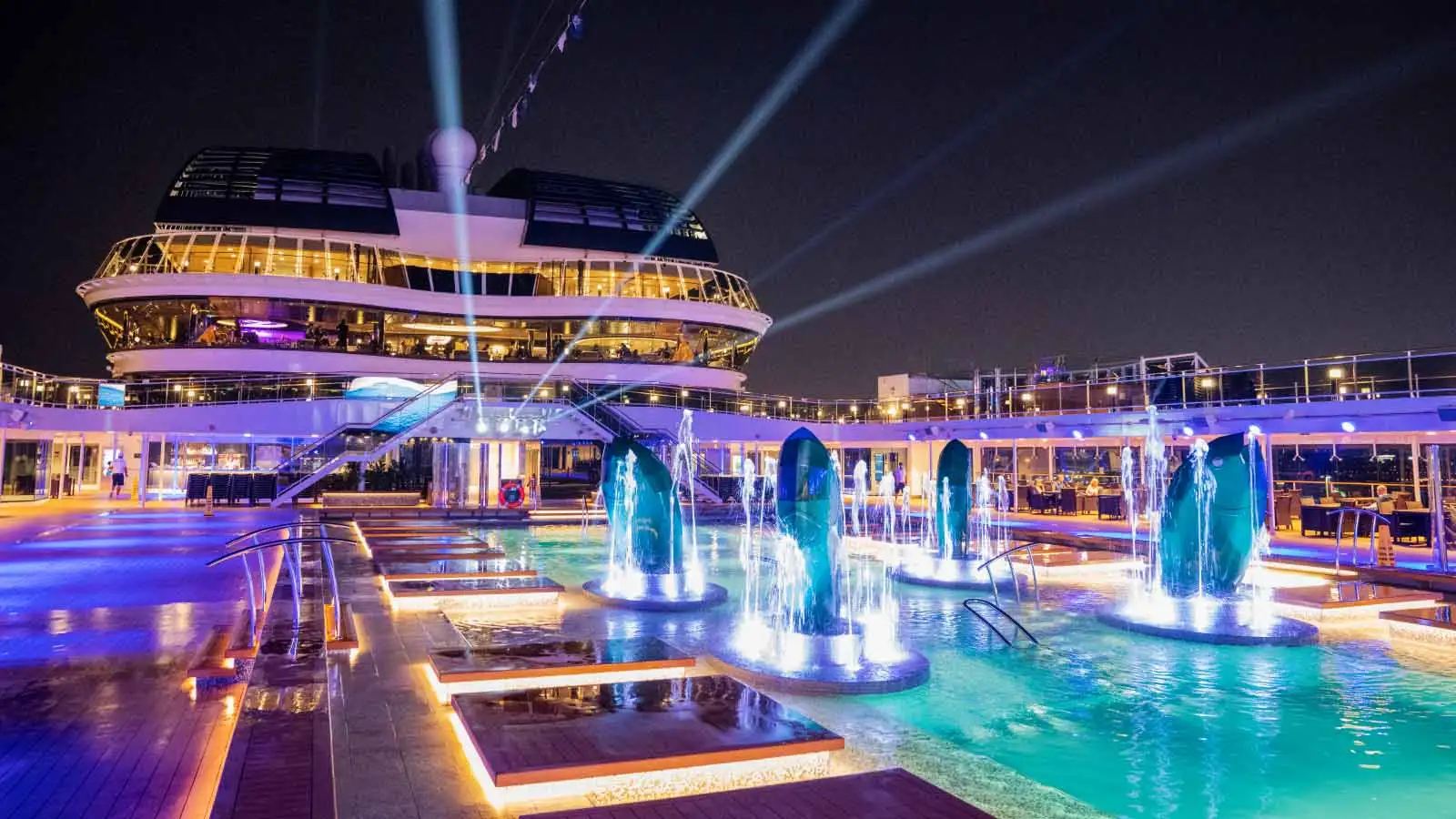 MSC Virtuosa, Atmosphere Pool. Abu Dhabi Grand Prix packages 2023.