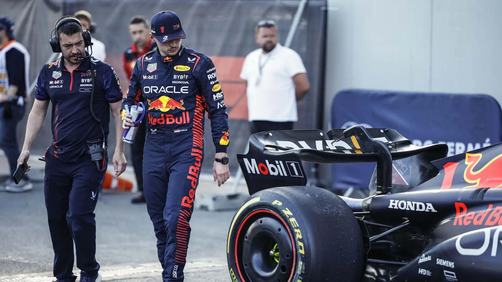 Max Verstappen inspects his car. Baku April 2023.