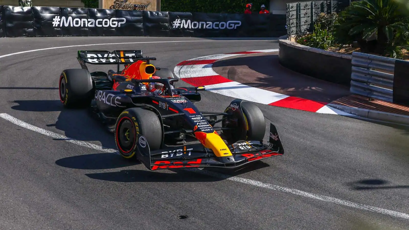 Max Verstappen rounds the hairpin in qualifying. Monaco May 2023.