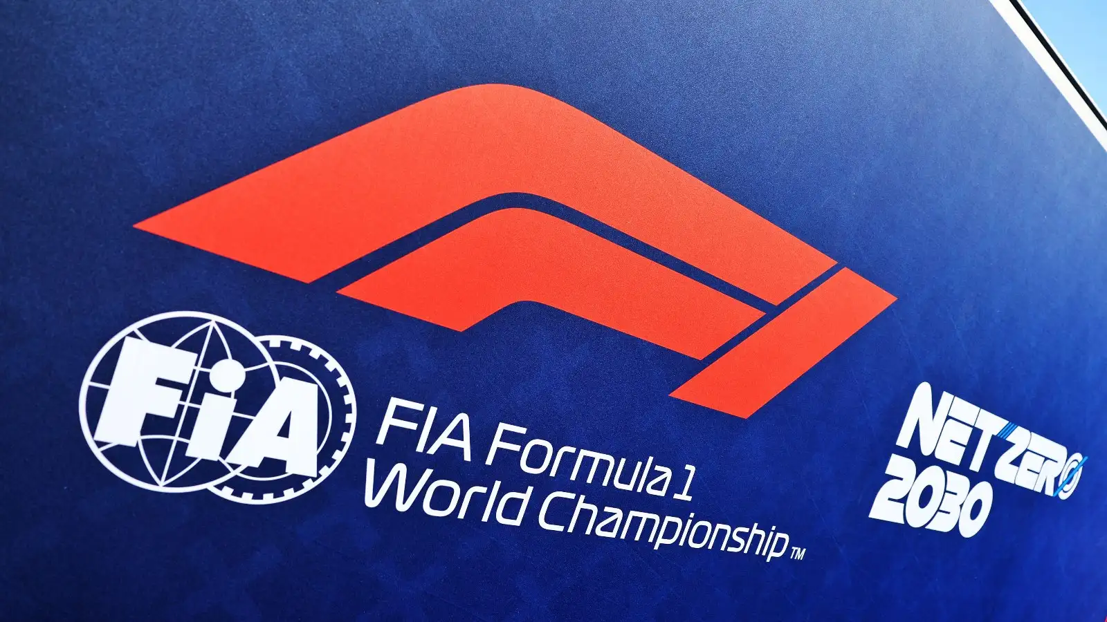 The F1 logo on a blue background.