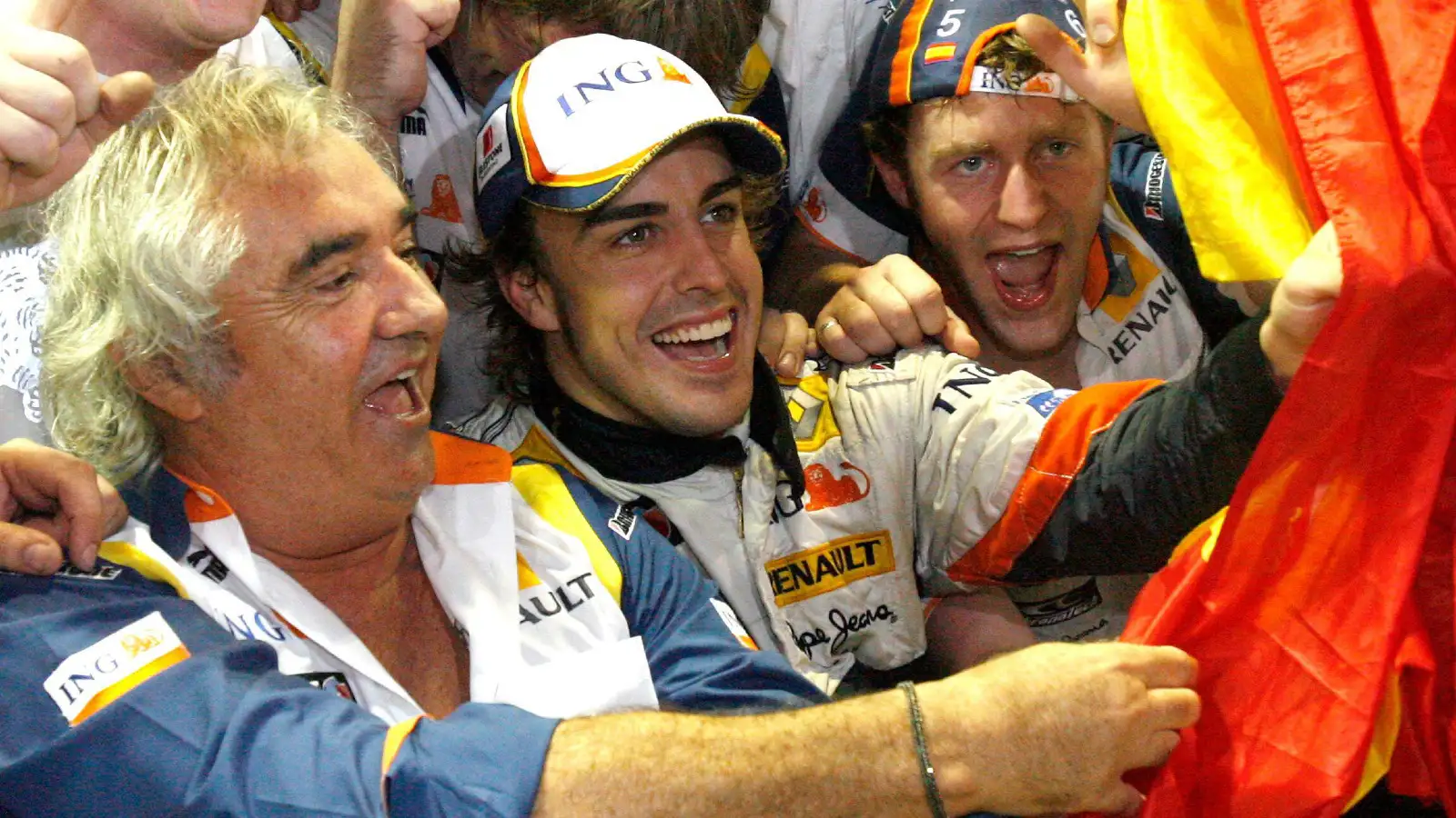 Felipe Massa alleges Fernando Alonso had full knowledge of Crashgate setup at 2008 Singapore Grand Prix.