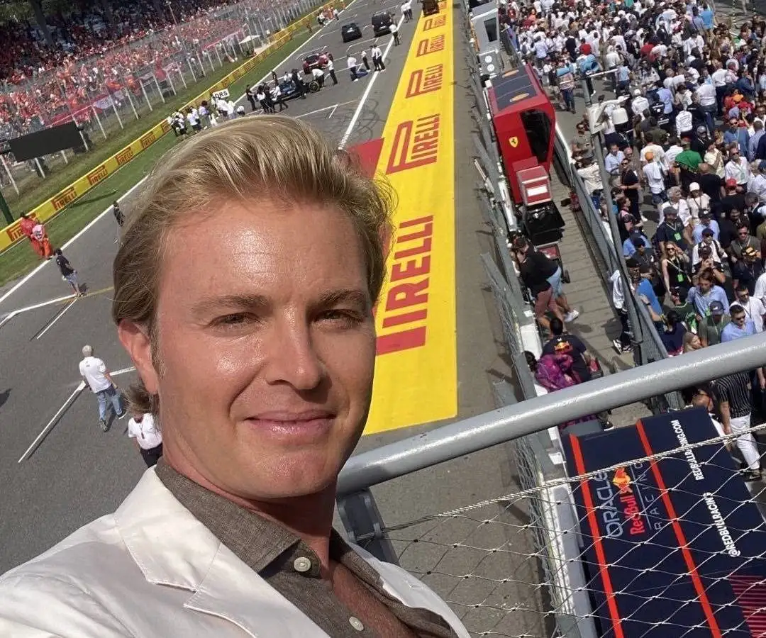 Nico Rosberg Monza selfie.