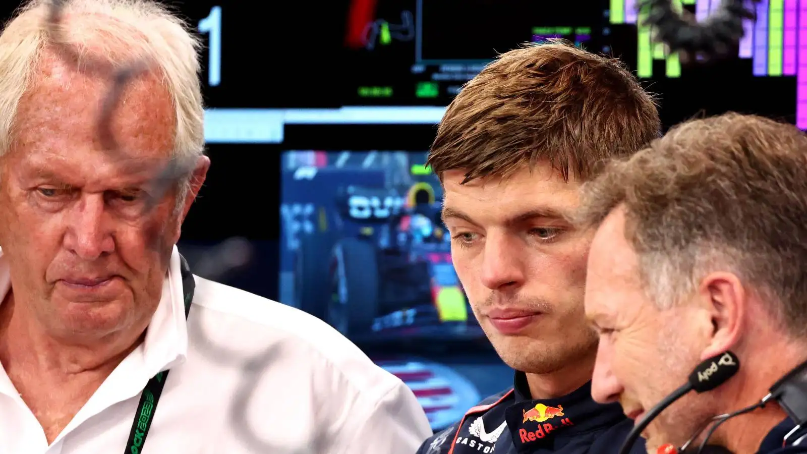 Helmut Marko, Max Verstappen and Christian Horner, Red Bull. Singapore, September 2023.