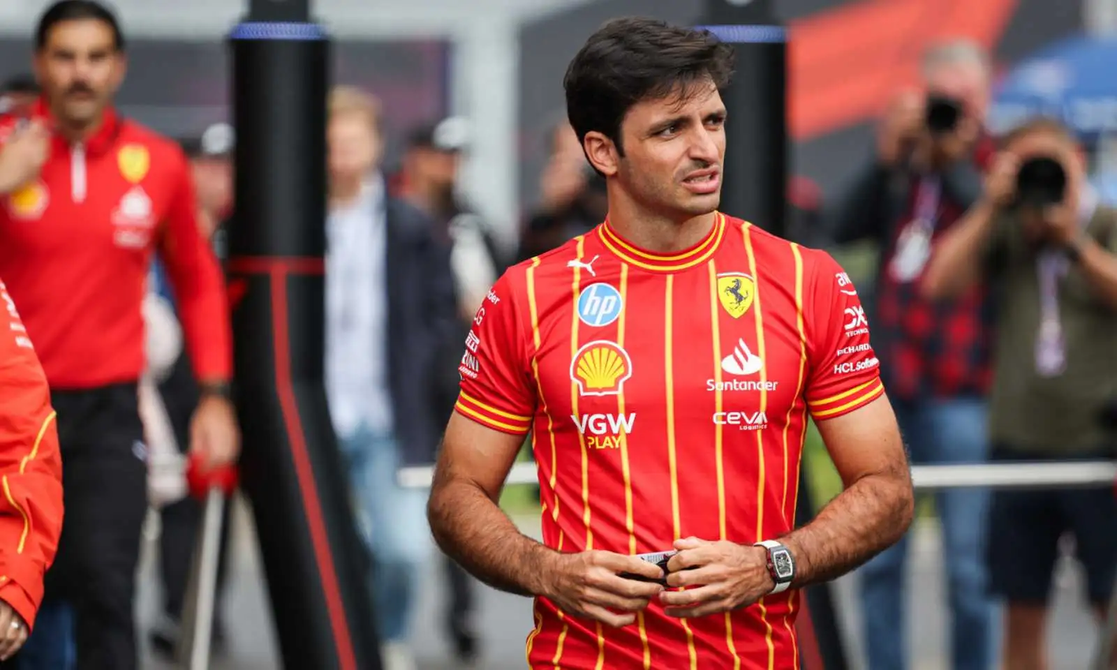 Surprise new option for Red Bull seat emerges with Carlos Sainz return ...