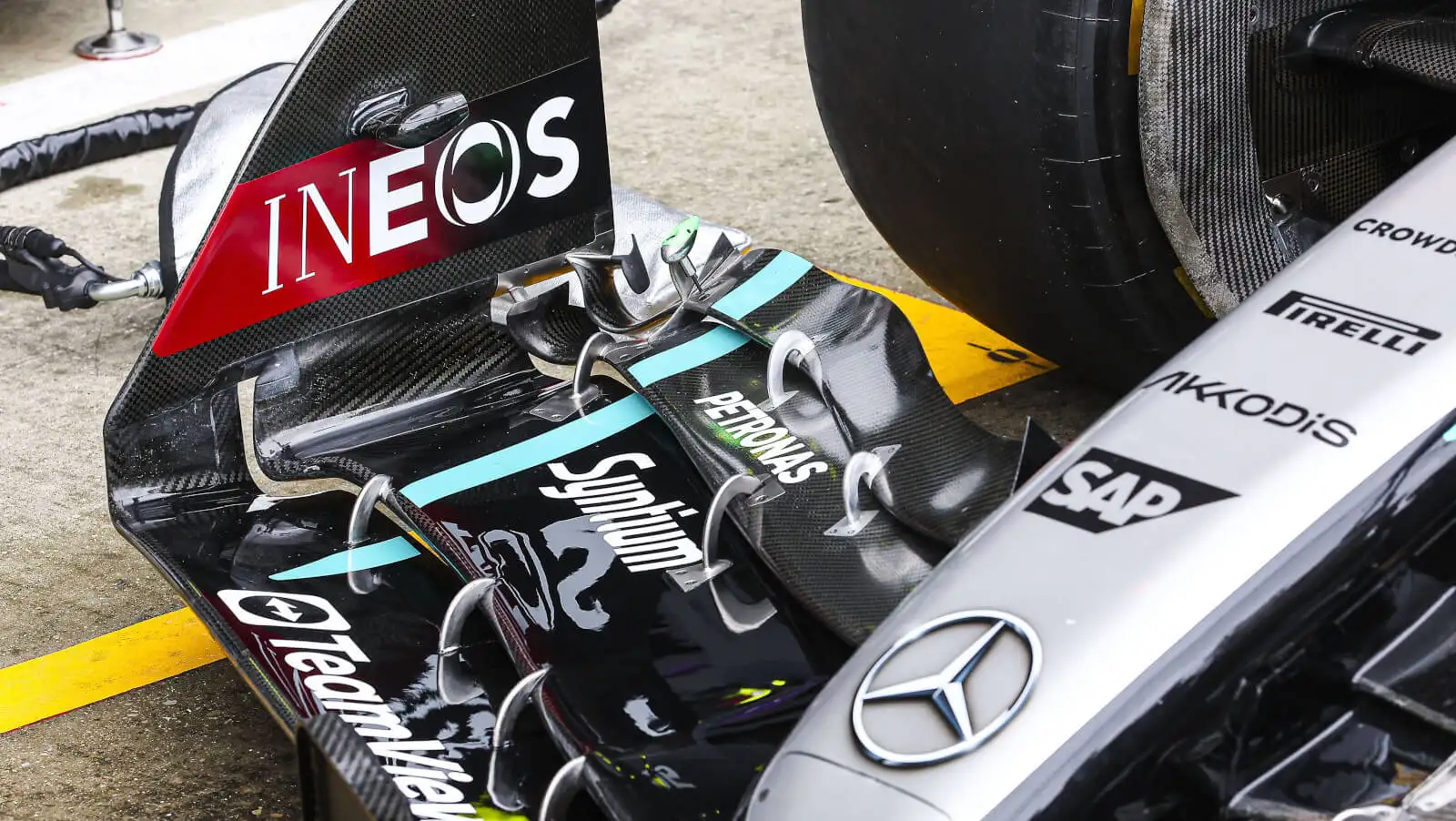 Flexi-Wing Innovations: Mercedes and McLaren Rise in F1
