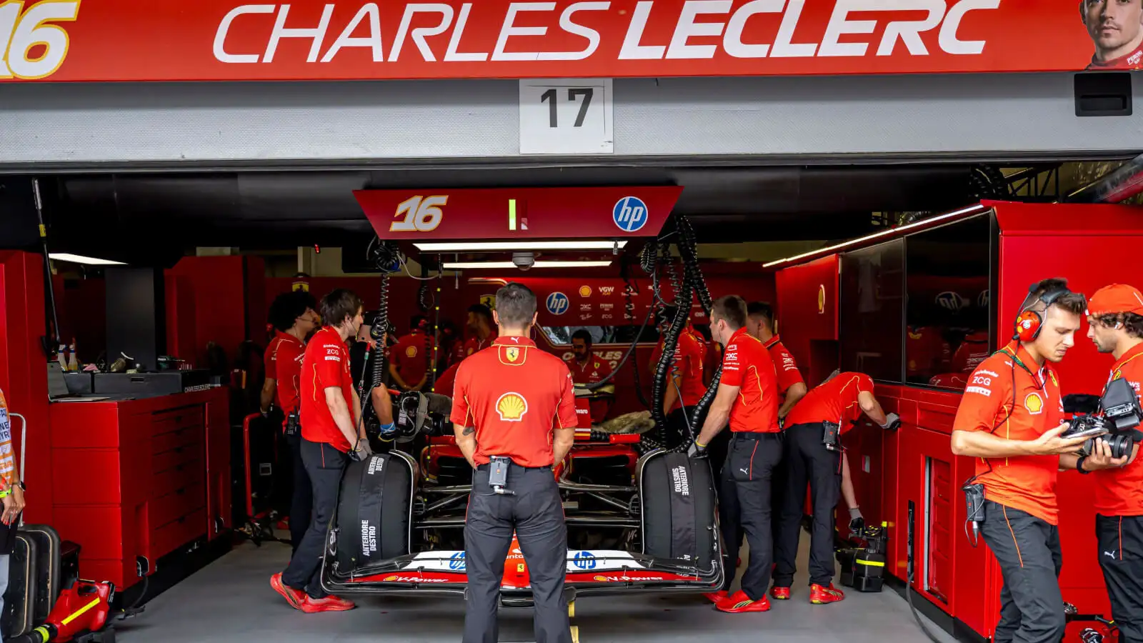 Charles Leclerc reveals the reason for the heated radio message “I am not driving this car”