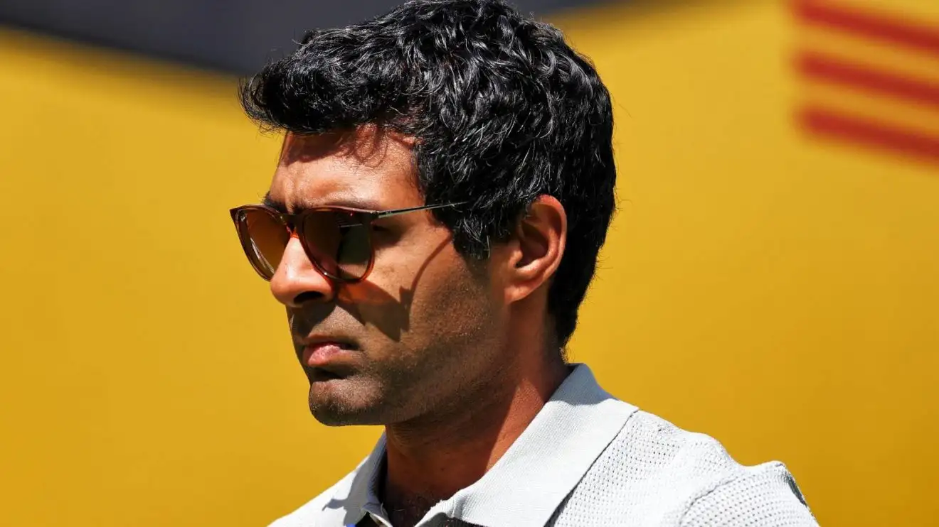 Chandhok Thanks Sainz for Steward Suggestion but Stays with Sky Pad
