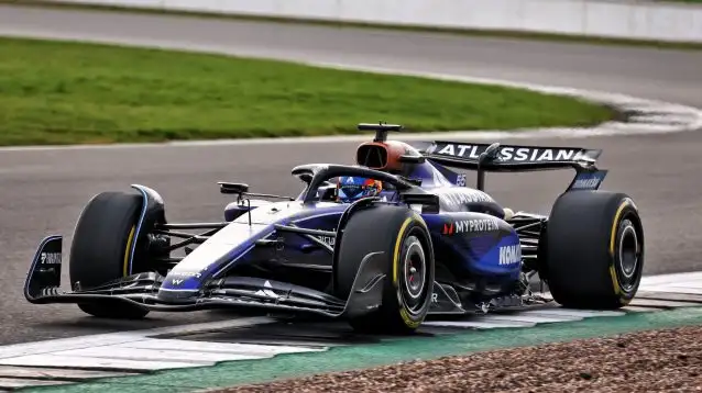 Williams FW47 on track