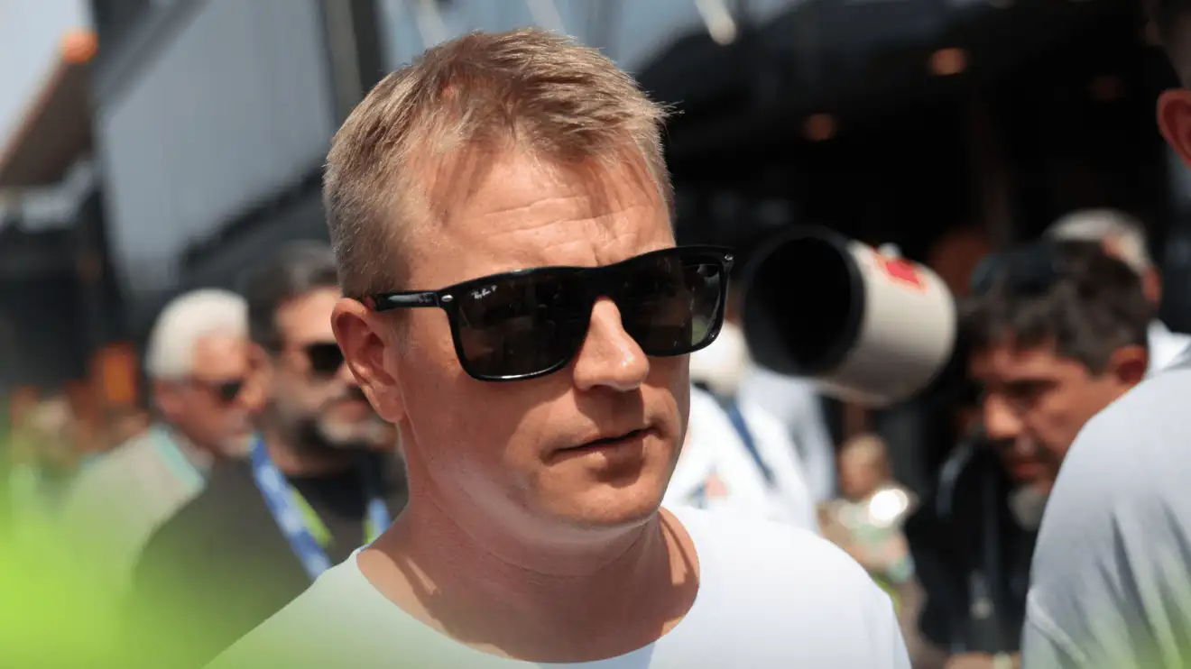 Top Gear Producer Recalls 'Bollocking' Kimi Raikkonen Over Wet Laps