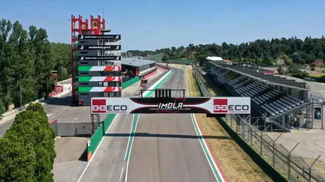 Perspectivas de retorno da F1 em Ímola permanecem abertas apesar da ausência no calendário