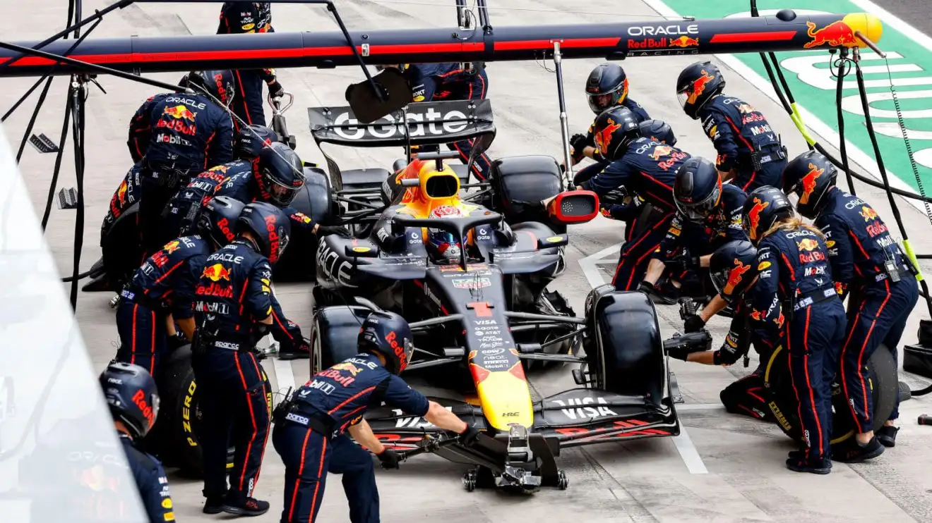 F1 Mechanic Debunks Myths About Pit Crew Pay and Workload