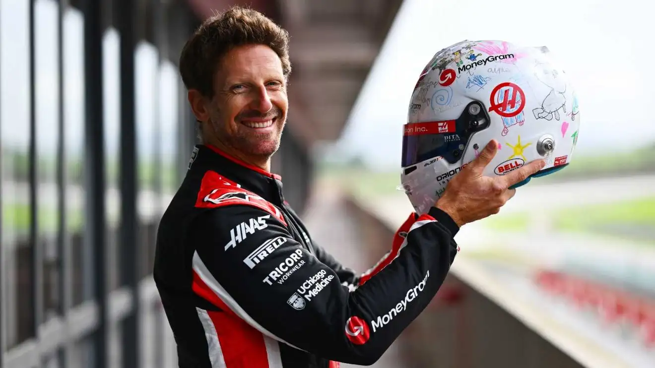 罗曼·格罗斯让在巴林撞车事故五年后重返F1,激动人心