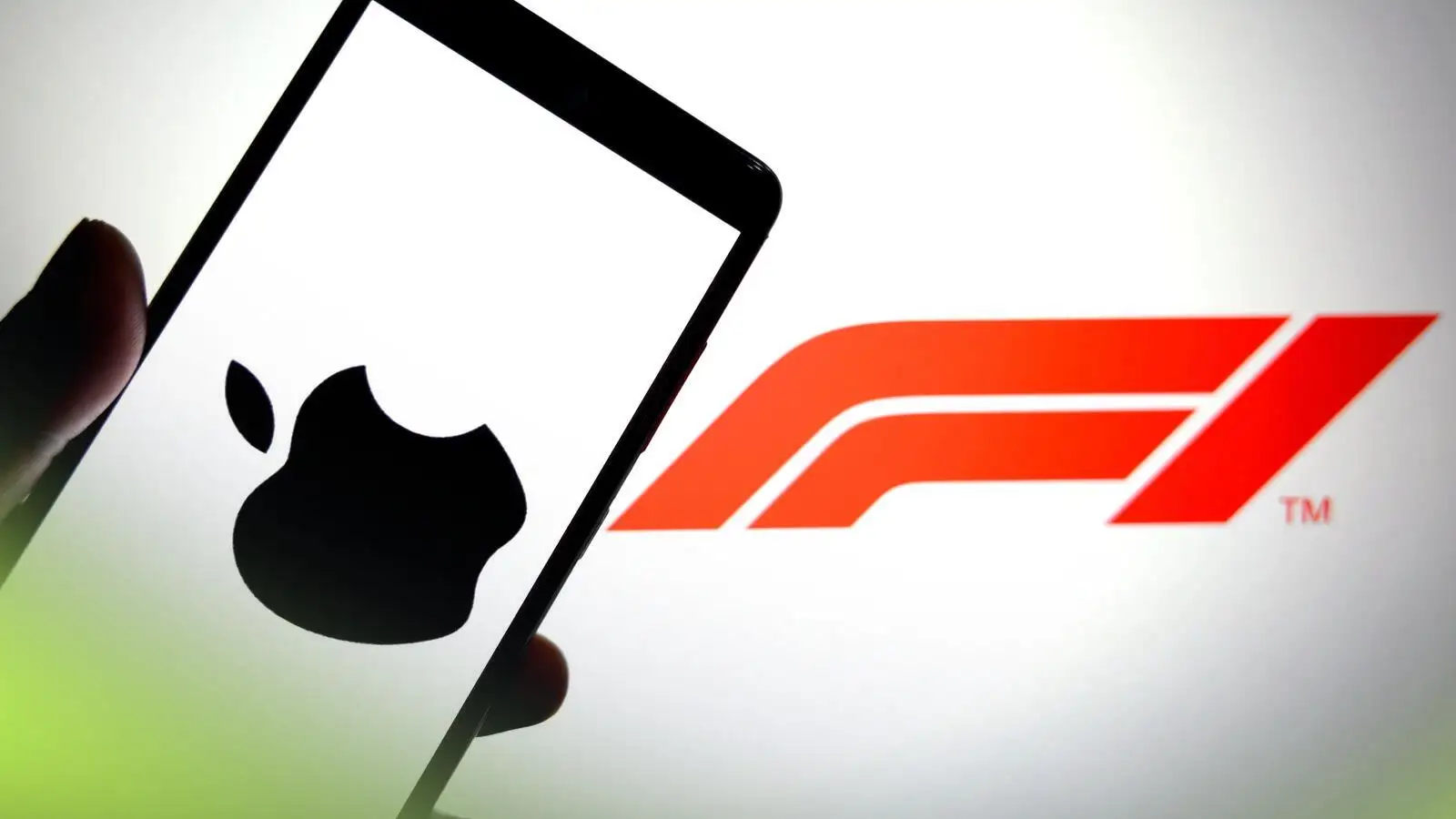 Apple secures F1 broadcast rights in major new deal