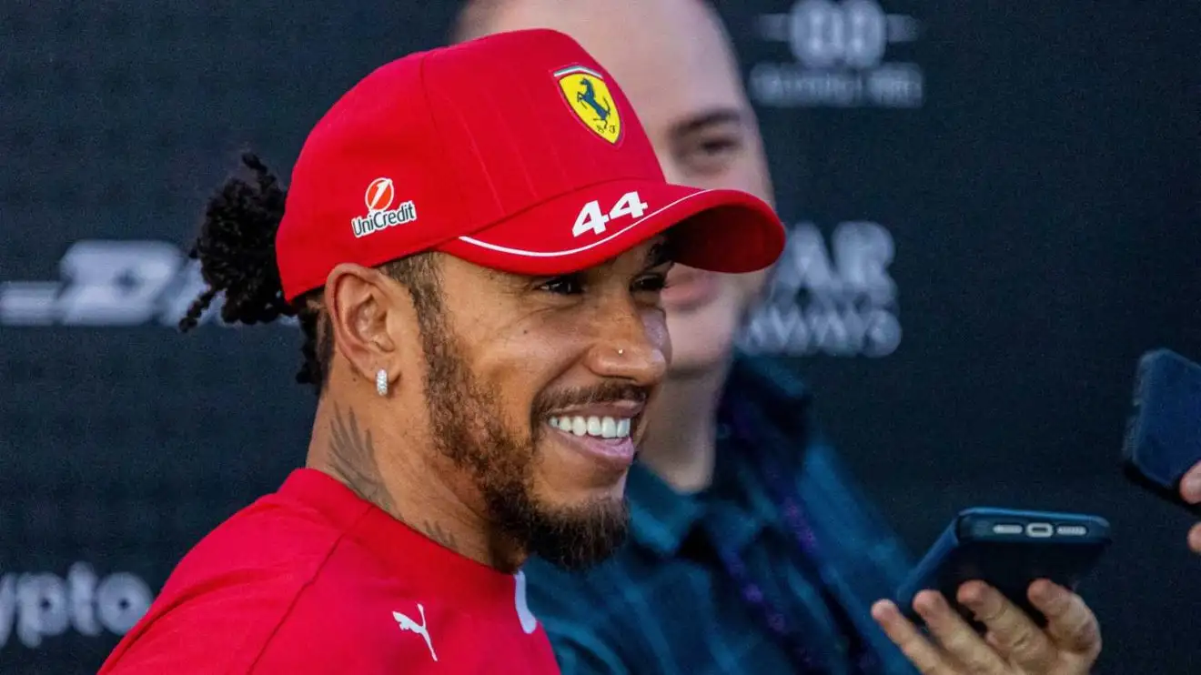 Hamilton mira primeiro pódio com a Ferrari no GP dos EUA, largando em 5º