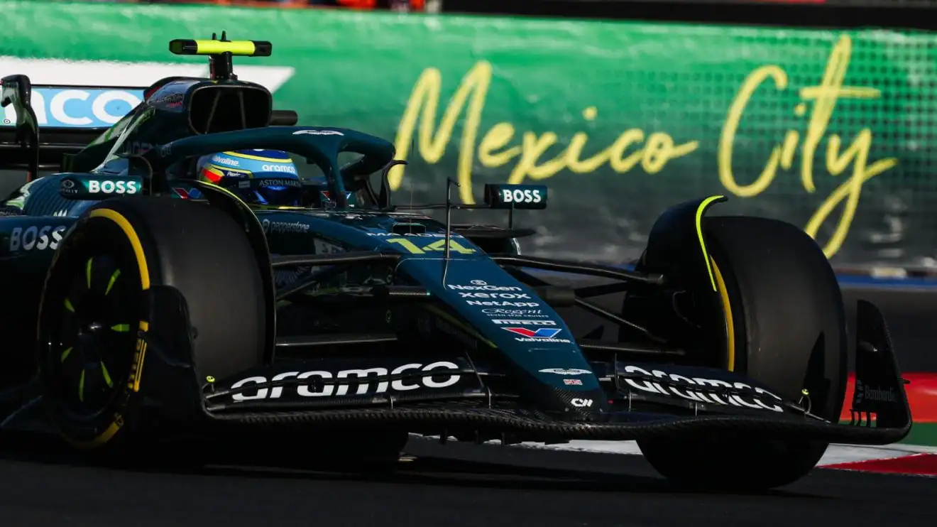 Alonso's Sarcastic Applause and Near-Miss with Hamilton in Mexico Practice