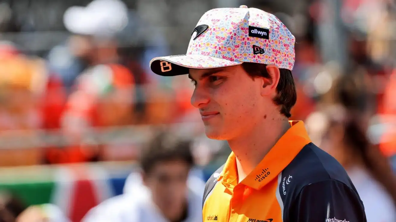 Brundle desestima las teorías de sabotaje de McLaren sobre Piastri y pide un fin de semana sólido