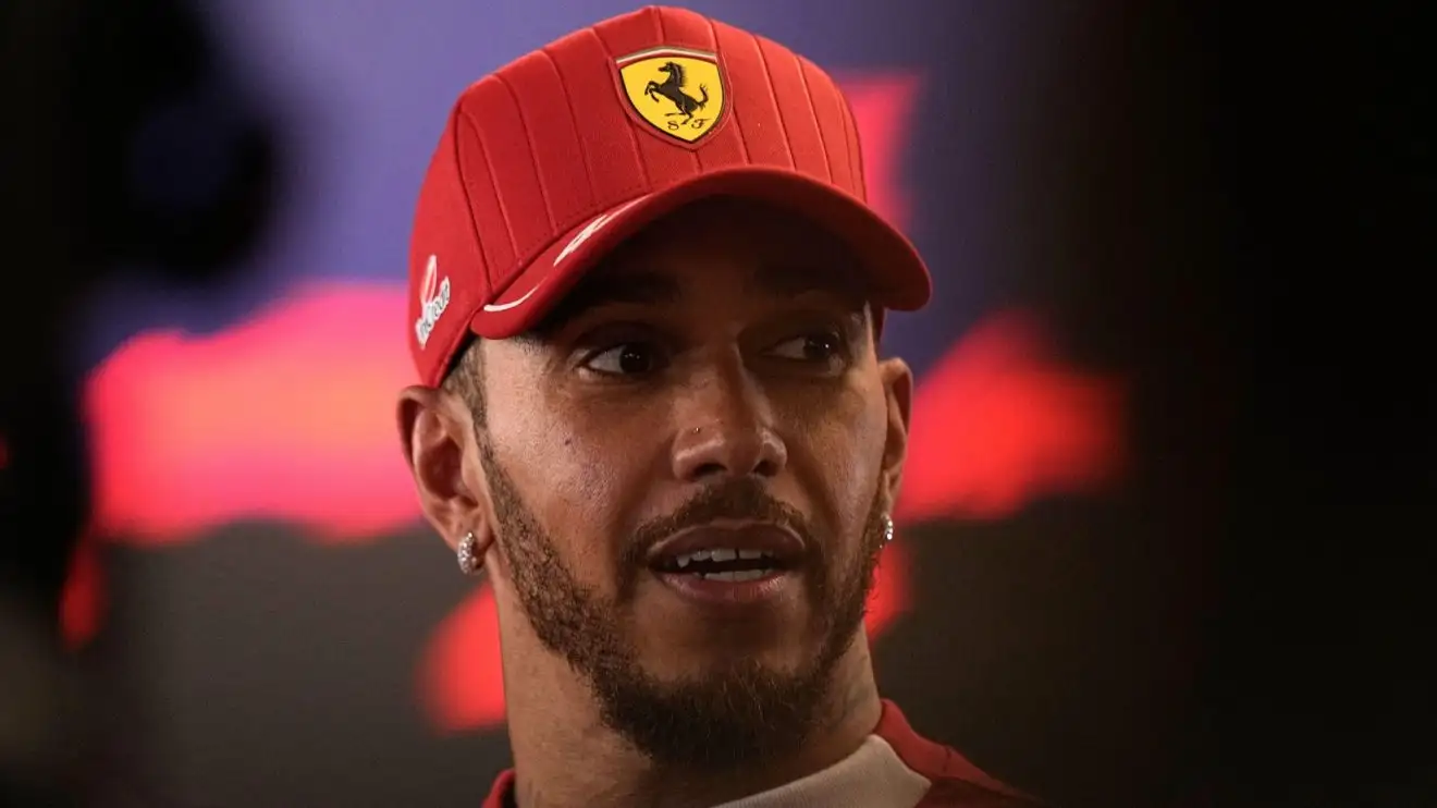 Hamilton non smentisce il ritiro: 'Voglio una pausa lontano dagli obblighi della F1'