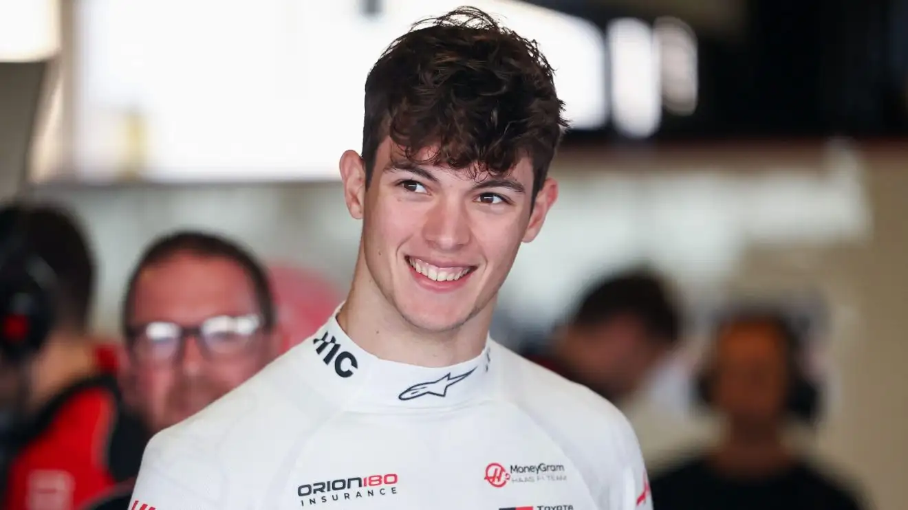 Oliver Bearman elogia confiabilidade 'super impressionante' da Haas no shakedown de Barcelona