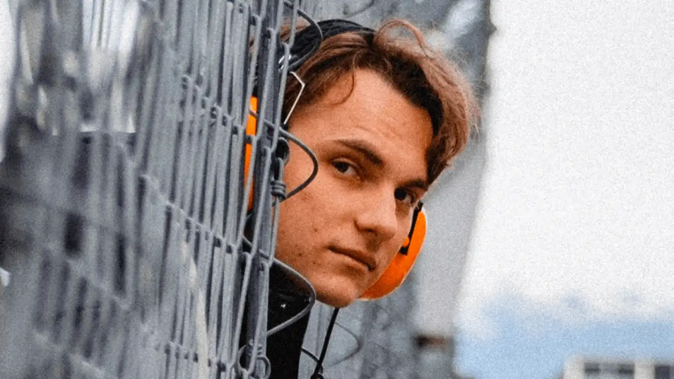 Piastri's McLaren debut cut short by fuel-systems issue in Barcelona test