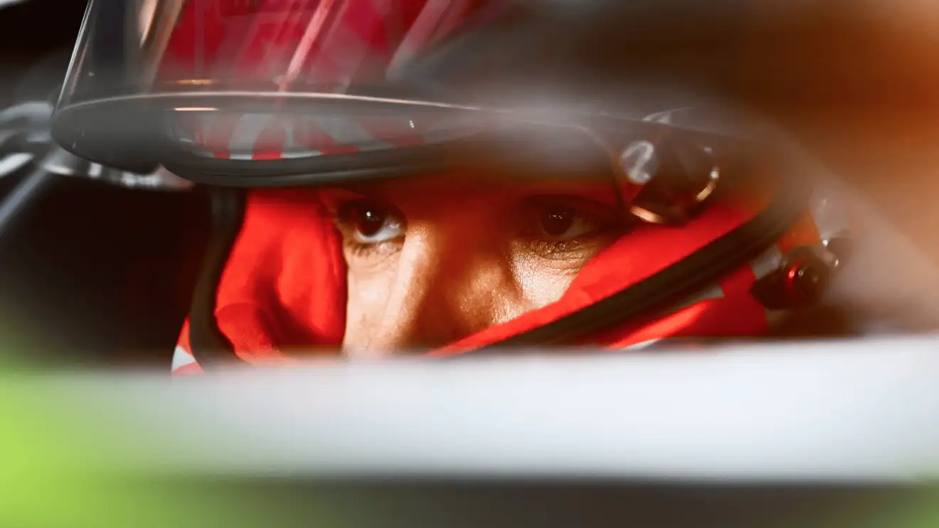 에스테반 오콘, 바르셀로나 테스트 목발 사진에 부상 루머 일축