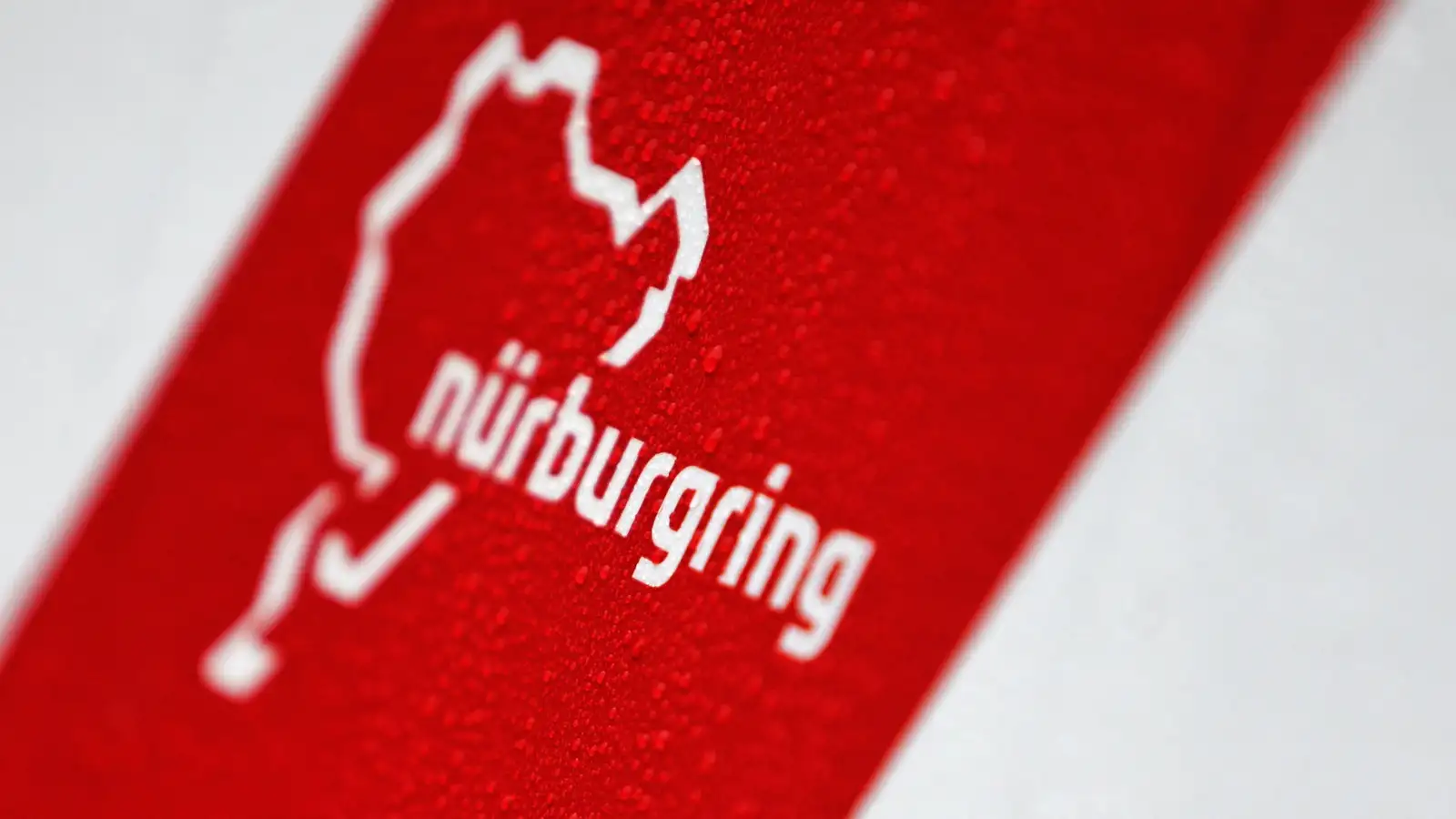Nürburgring race abandoned after driver dies in seven-car crash