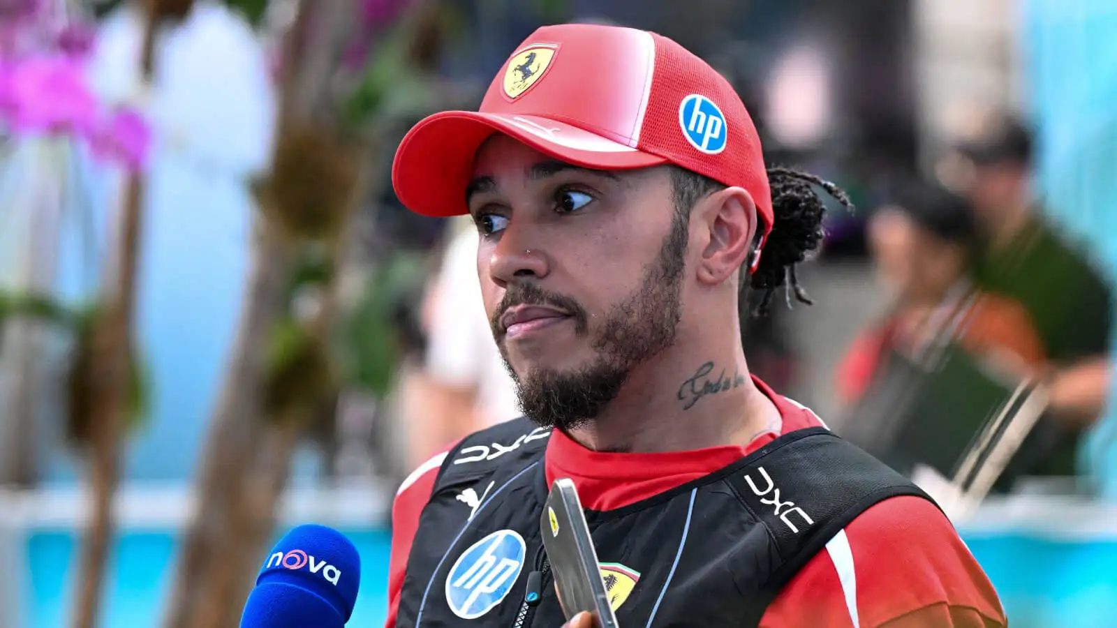 Lewis Hamilton retirement noise fades as Jenson Button issues Ferrari verdict