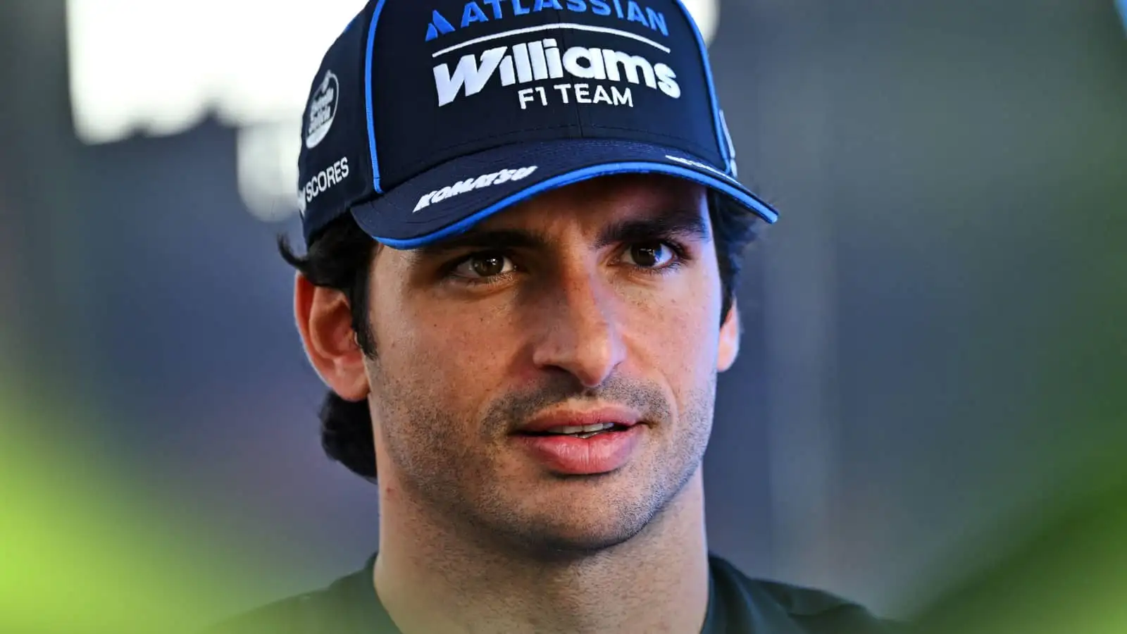 Sainz sends blunt message to Williams as speculation over exit builds