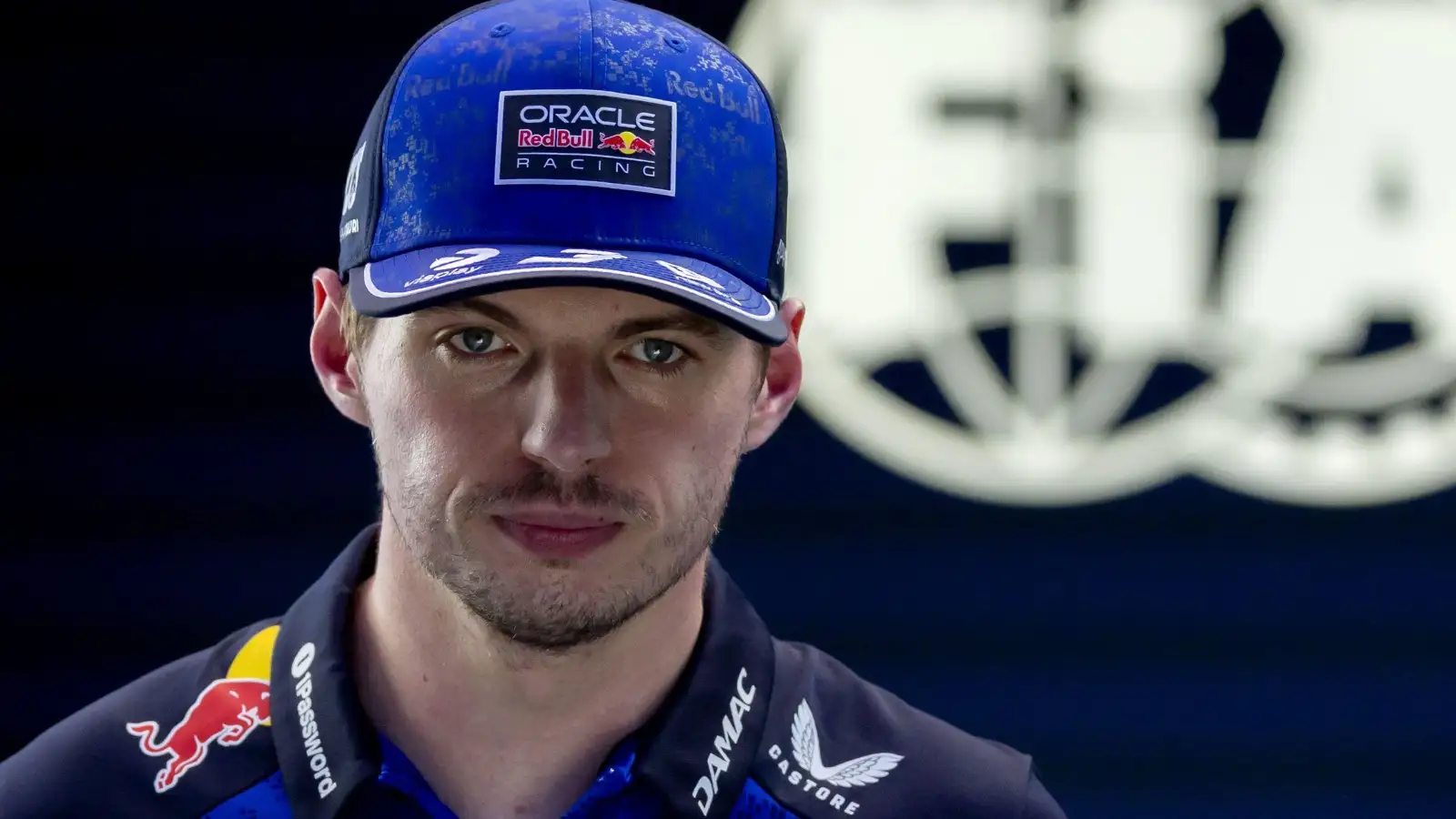 Carlos Sainz makes intriguing Max Verstappen Red Bull contract claim