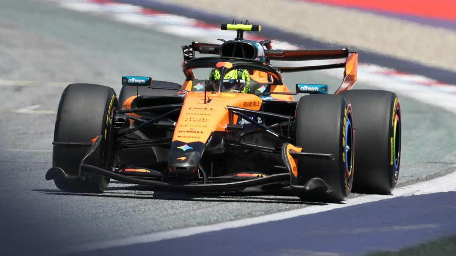 McLaren reveals why ‘Macarena’ rear wing test was abandoned in Austria
