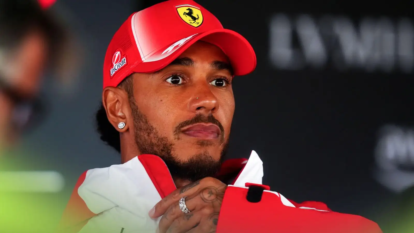Lewis Hamilton apologises for Ferrari radio and television comments