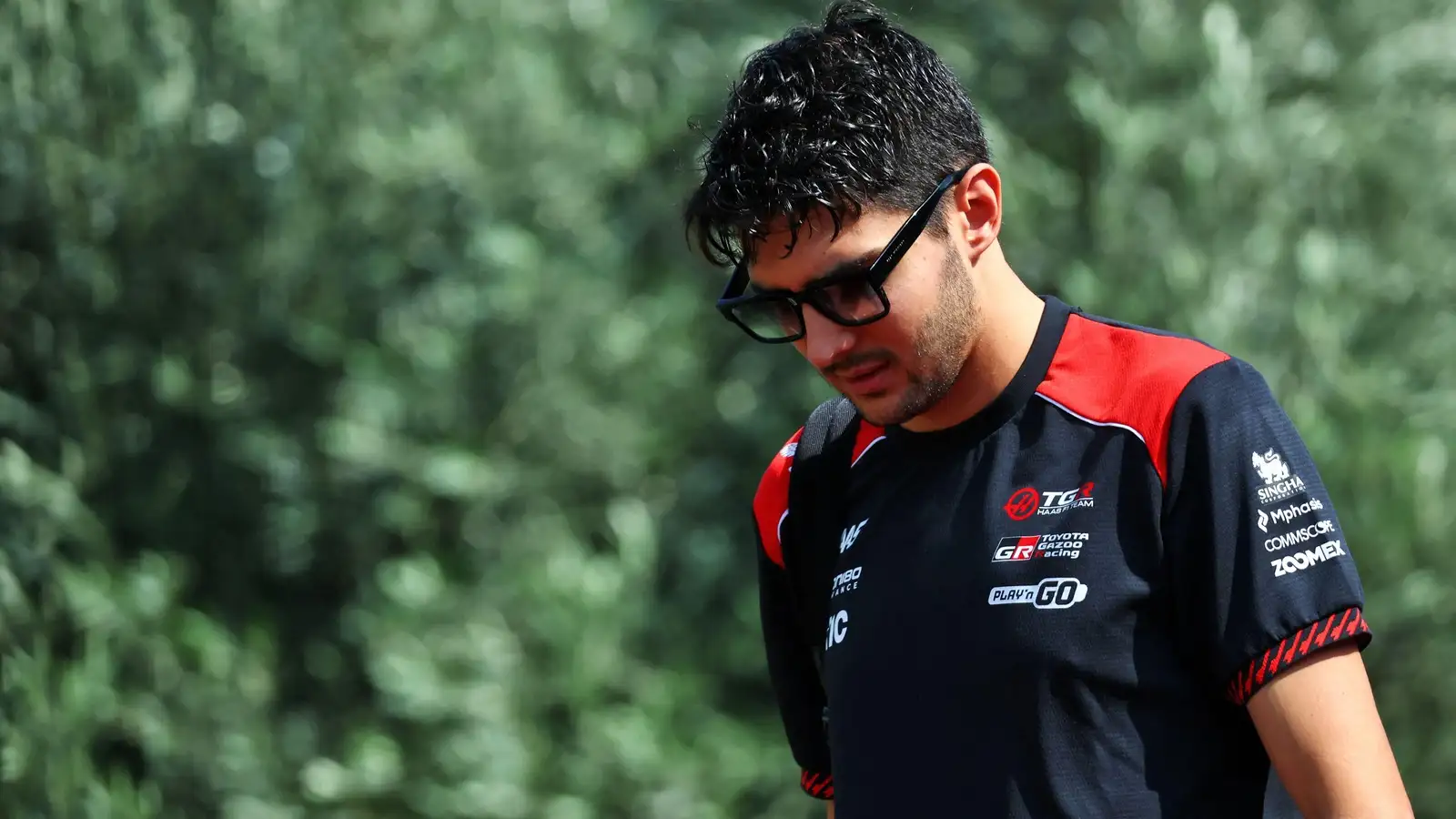 Esteban Ocon issues contract update with F1 future under threat