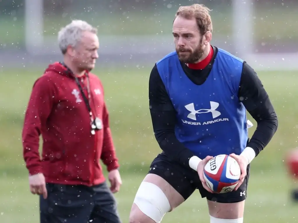 Alun Wyn Jones Laughs Off Eddie Jones Comments Planetrugby Planetrugby