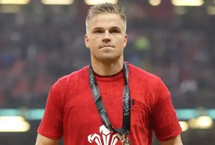 Gareth Anscombe back from injury to start for Ospreys