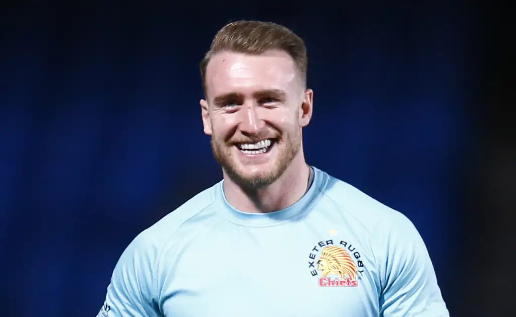 Stuart Hogg quashes exit rumours