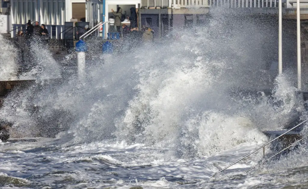 Storm Eunice: Disruptions to Premiership and United Rugby Championship