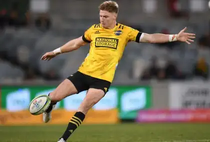 Super Rugby Pacific: Hurricanes and All Blacks disagree over Jordie Barrett’s best position