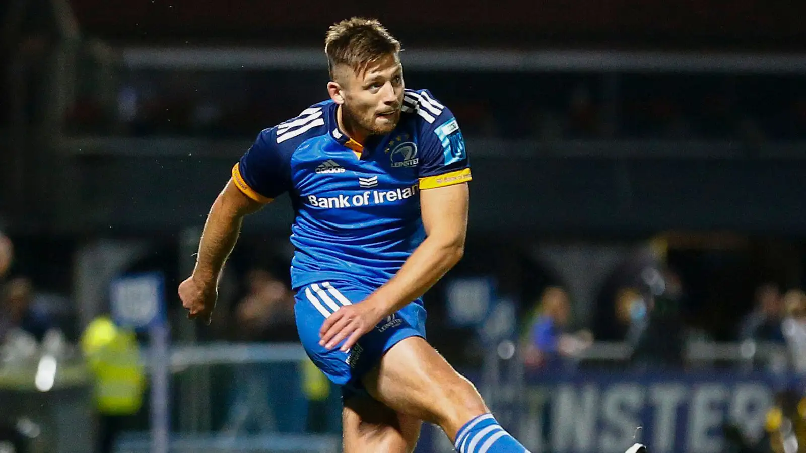 Leinster fly-half Ross Byrne kicking