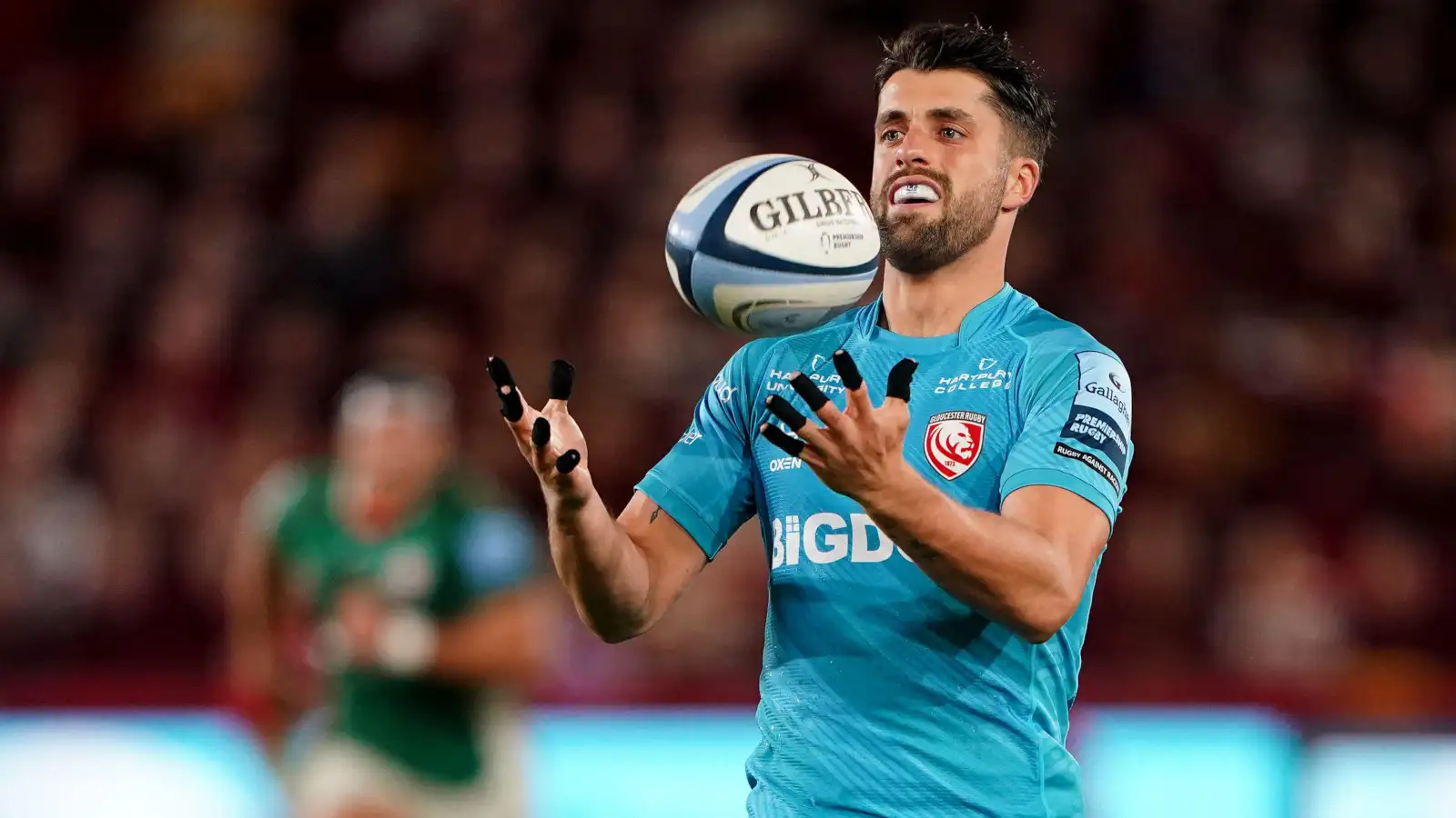 Gloucester's Adam Hastings catached the ball against London Irish.