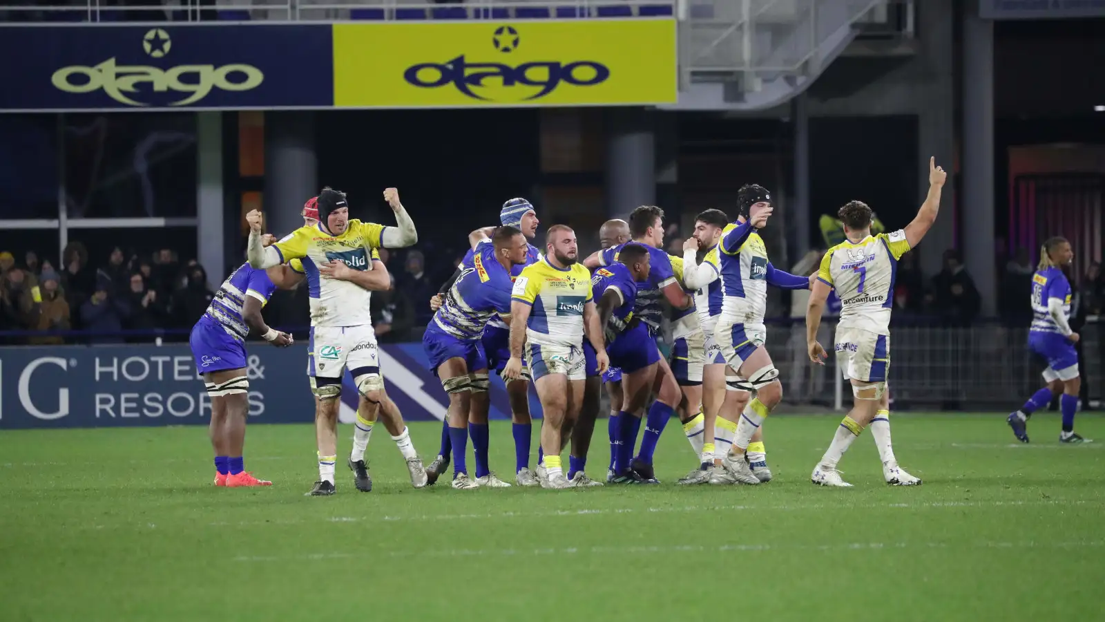 Clermont celebrate after beating the Stormers.