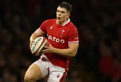 Rugby World Cup: Wales snub for Exeter-bound Joe Hawkins while Henry Thomas included in preliminary training squad