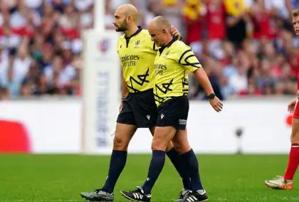 Drama as injury forces referee change during Wales v Argentina Rugby World Cup quarter-final
