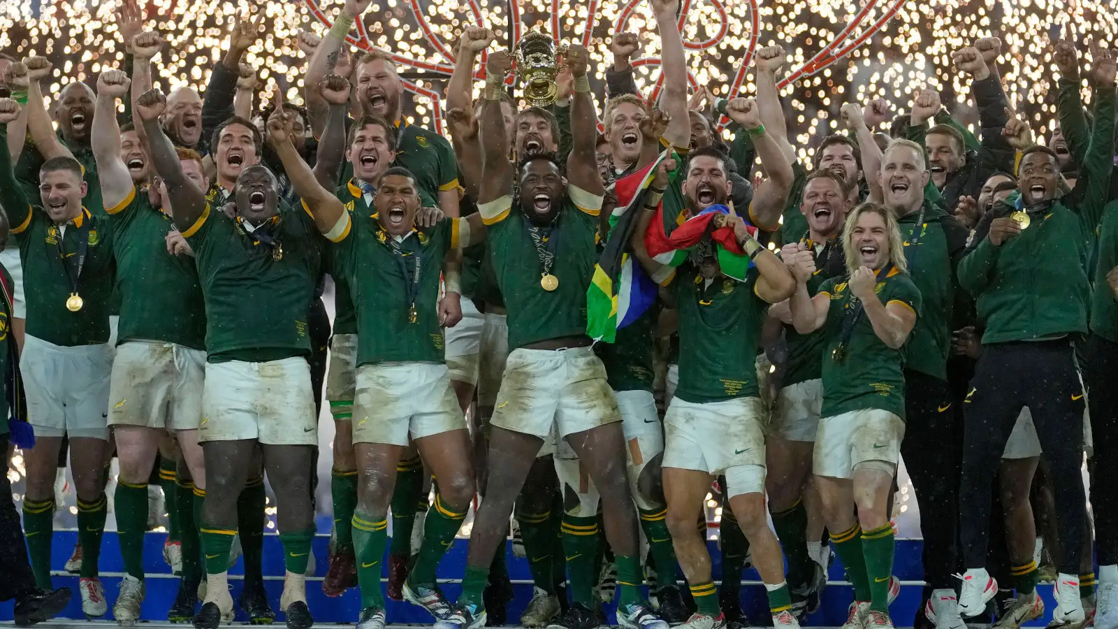 Siya Kolisi holds Rugby World Cup after Springboks beat All Blacks.